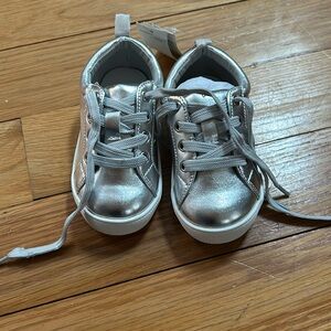 Gap silver sneakers